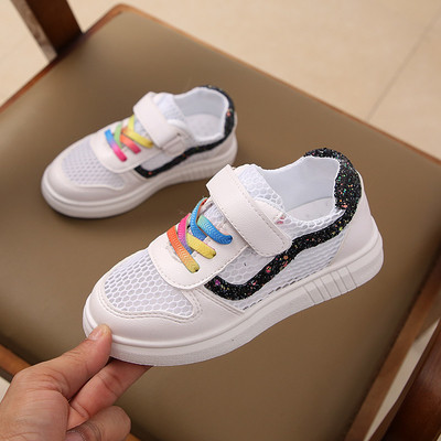 Sport és mindennapi gyerek tornacipő fiúknak nyakkendővel és matricával