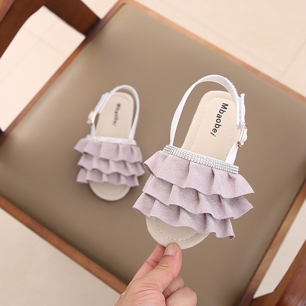 Παιδικά σανδάλια με επίπεδη σόλα σε τρία χρώματα