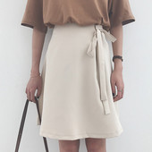 Κομψή γυναικεία φούστα σε δύο χρώματα