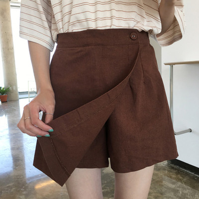 Κομψή γυναικεία φούστα - παντελόνι με ασύμμετρο μήκος