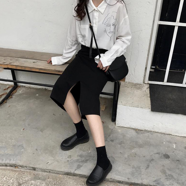 Fusta de dama cu talie inalta si cu crapatura in negru