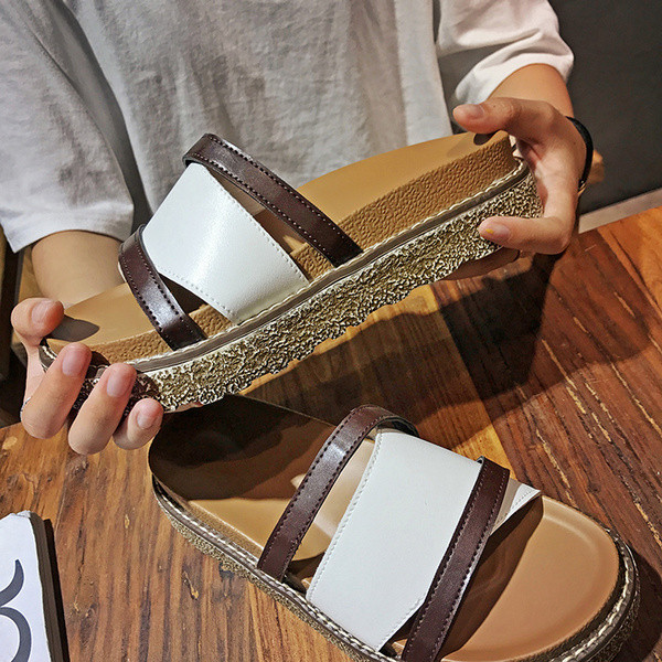 Papuci casual dama in alb si negru