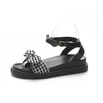 Άνετα γυναικεία σανδάλια από οικολογικό δέρμα με κορδέλα