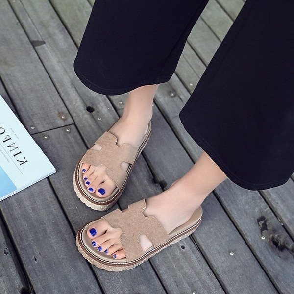 Papuci casual de dama in alb, maro si negru