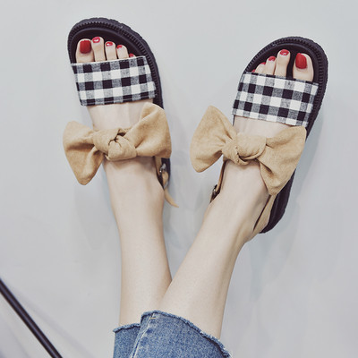 Γυναικεία σανδάλια με κορδέλα σε δύο χρώματα