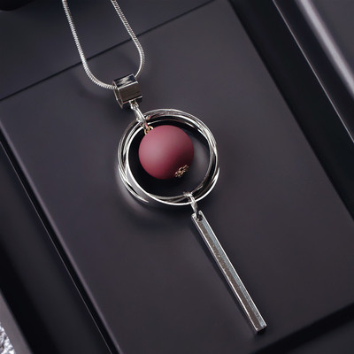 Γυναικείο κολιέ με διαφορετικά μενταγιόν από χρωματιστές πέτρες