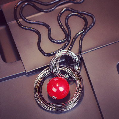 Γυναικείο κολιέ με διαφορετικά μενταγιόν από χρωματιστές πέτρες