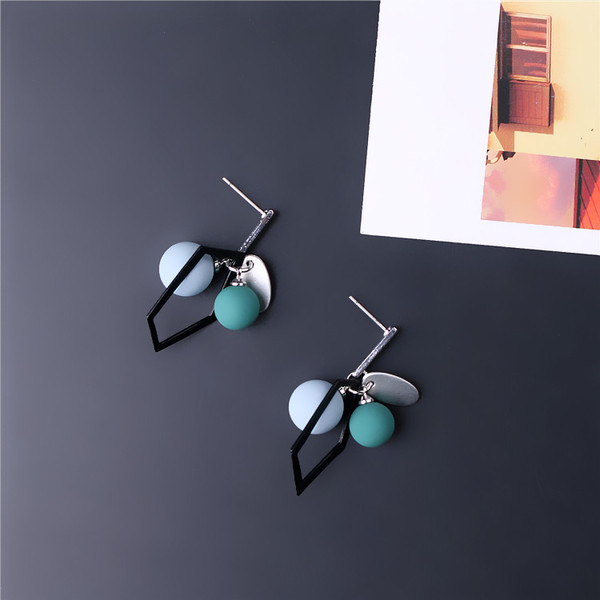 Cercei dama doua modele in culoare mata