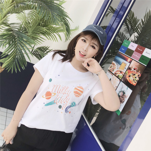 Γυναικείο καθημερινό μπλουζάκι MAXI μέγεθος  σε λευκό και γκρι χρώμα 