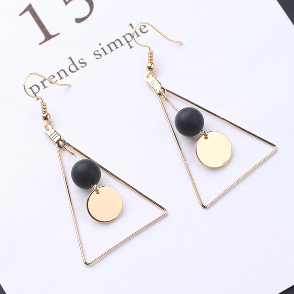 Cercei de dama in negru