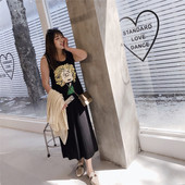 Rochie lejeră lungă mărimea MAXI în negru cu două modele aplicate