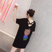 Γυναικείο μπλουζοφόρεμα σε ευρύ μοντέλο MAXI σε ασπρόμαυρο χρώμα με επιγραφή και εφαρμογή