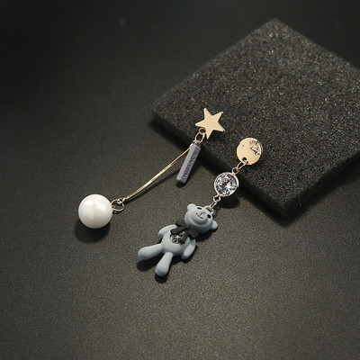 Γυναικεία διαφορετικά σκουλαρίκια σε ροζ και μπλε χρώμα