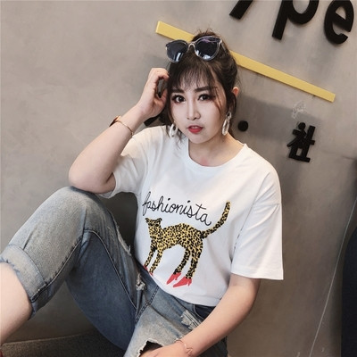 Γυναικεία T-shirt MAXI μέγεθος με εκτύπωση, σε άσπρο και μαύρο με 3/4 μανίκι