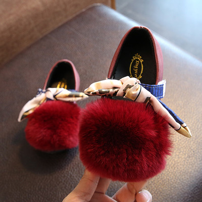 Стилни детски обувки за момичета с пух в кафяв, червен и черен цвят