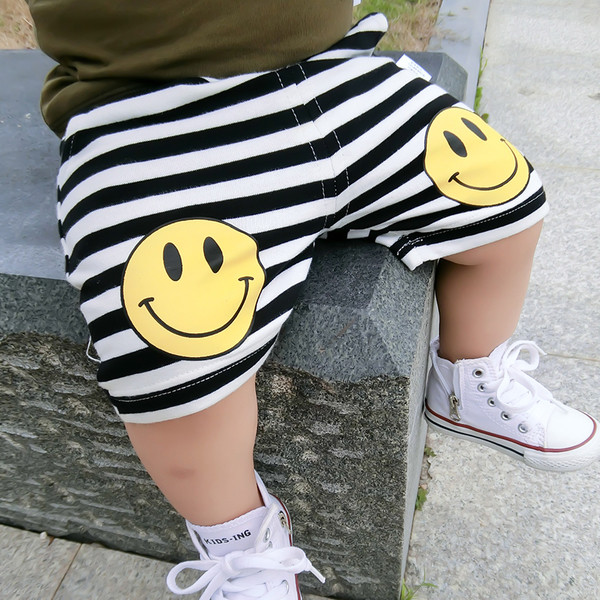 Pantaloni scurți pentru copii pentru băieți în mai multe culori cu imprimeu