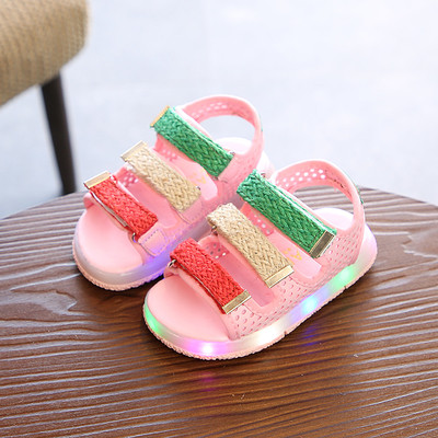Παιδικά φωτισμένα σανδάλια για κορίτσια και αγόρια σε τρία χρώματα