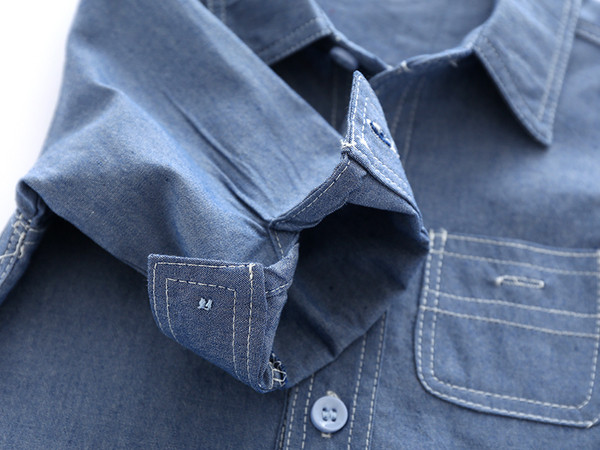 Cămașă din blugi pentru băieți cu buzunar decorativ