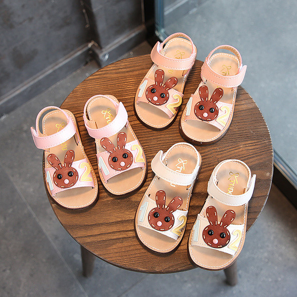 Παιδικά σανδάλια για κορίτσια με λαγουδάκι σε τρία χρώματα