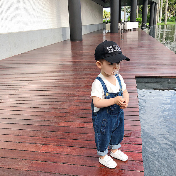 Παιδική τζιν σαλοπέτα κατάλληλη για αγόρια και κορίτσια με τσέπες