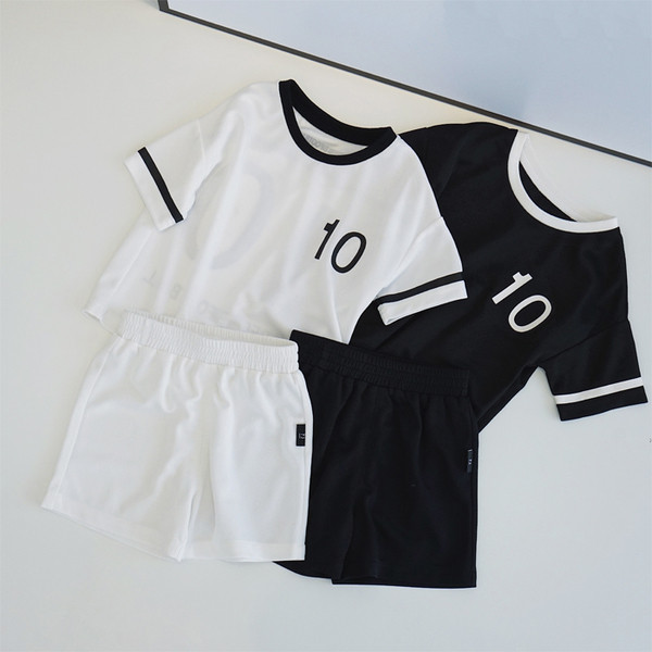 Set sport pentru copii pentru baieti in doua culori cu inscriptie