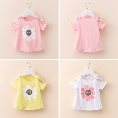 Children`s t-shirt for girls with applique