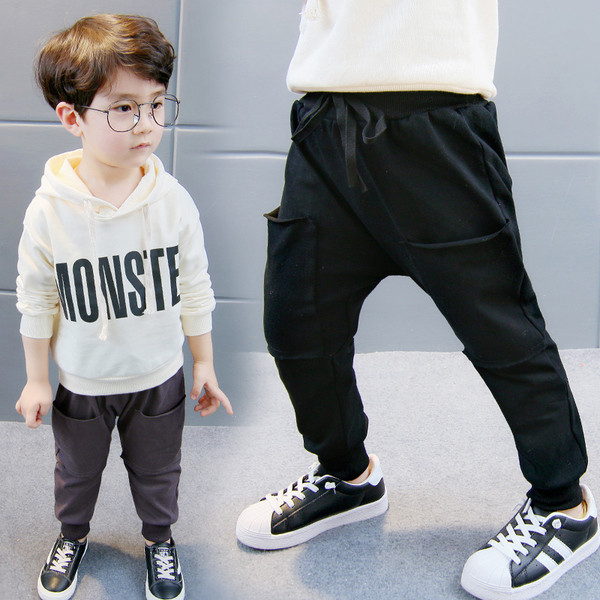 Παιδικά παντελόνια σε δύο χρώματα για αγόρια