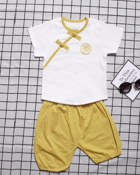 Set sport pentru băieți în două părți în trei culori