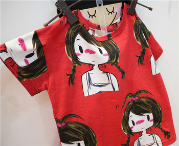 Детска тениска за момичета с апликация в червен цвят