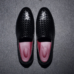 Pantofi formali pentru barbati cu imitatie de tricot in trei culori