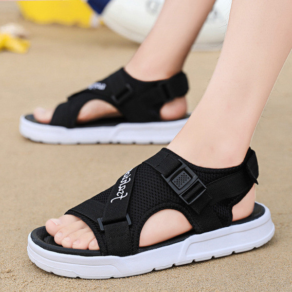 Ανδρικά σανδάλια με επίπεδη σόλα - διάφορα μοντέλα