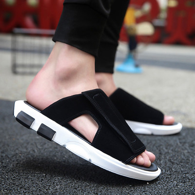 Ανδρικές παντόφλες με επίπεδη σόλα σε διάφορα χρώματα