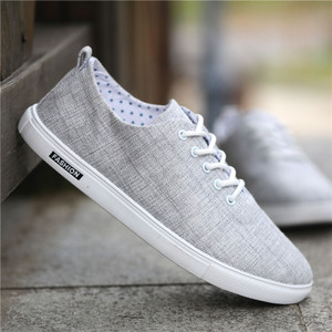 Ανδρικά αθλητικά πάνινα παπούτσια για το καλοκαίρι σε τρία μοντέλα