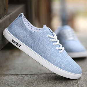 Ανδρικά αθλητικά πάνινα παπούτσια για το καλοκαίρι σε τρία μοντέλα