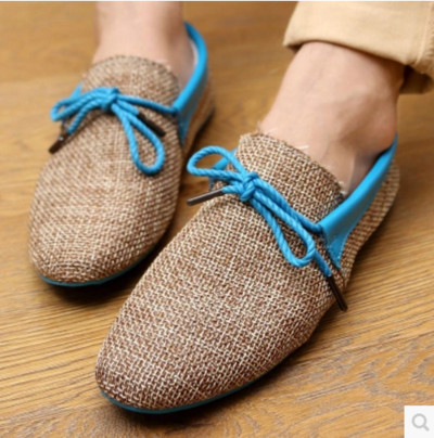 Ανδρικά μοκασίνια με έγχρωμα στοιχεία σε τρία χρώματα