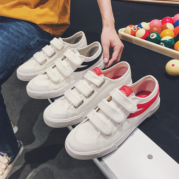 Adidasi casual barbatesti cu autocolante in trei culori