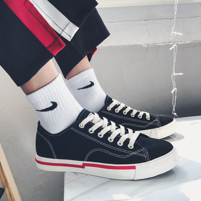 Ανδρικά αθλητικά πάνινα παπούτσια για το καλοκαίρι σε τέσσερα χρώματα