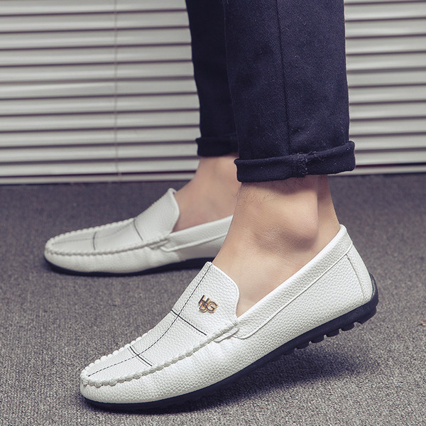 Mocasini stilati pentru barbati in mai multe culori cu decor metalic