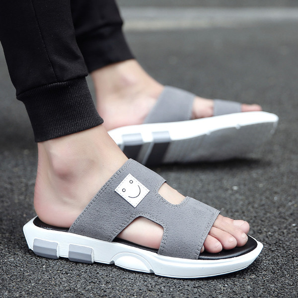 Ανδρικές παντόφλες - διάφορα μοντέλα