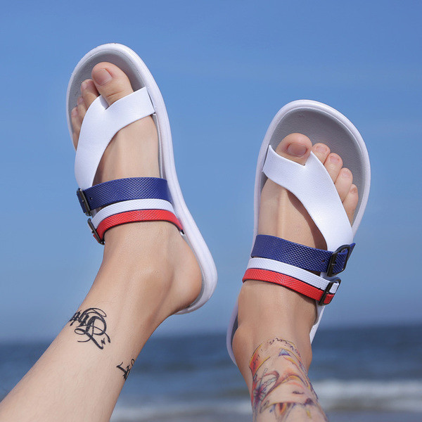 Alkalmi férfi papucs színes pántokkal, három színben