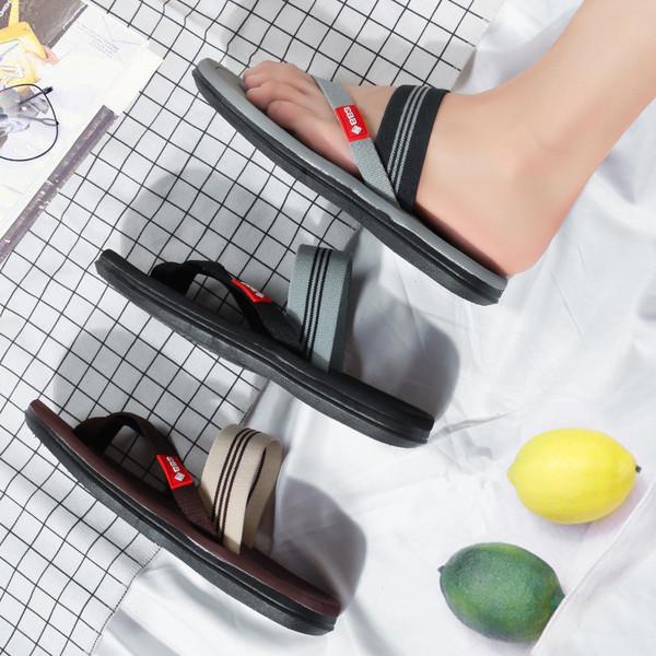 Papuci barbatesti cu talpa plata prin varf in trei culori