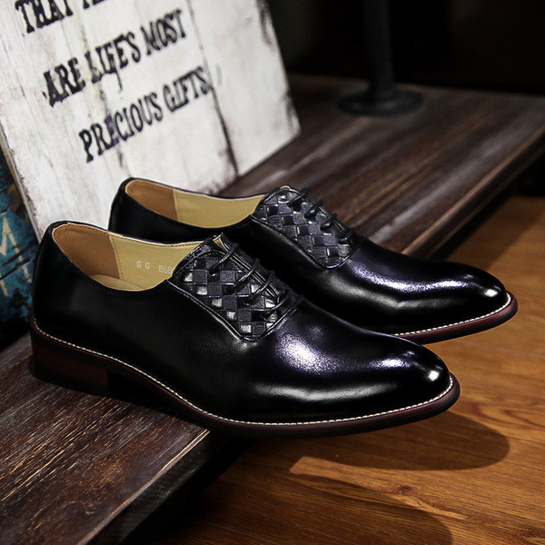 Pantofi formali pentru bărbați cu toc joasă în trei culori