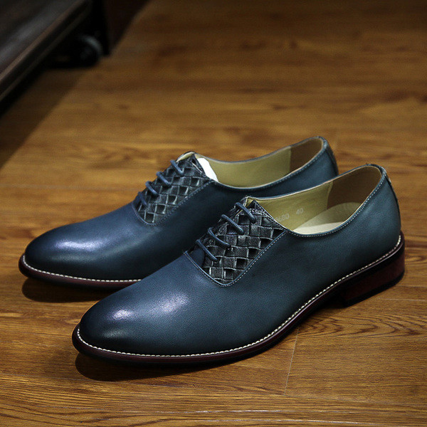 Pantofi formali pentru bărbați cu toc joasă în trei culori