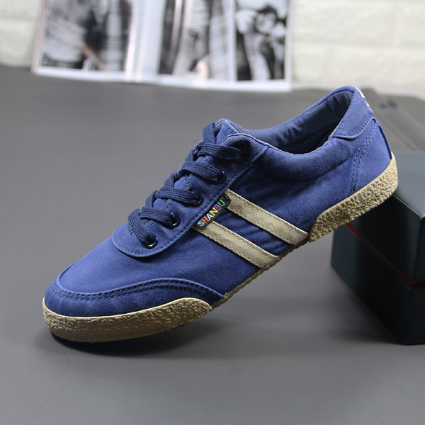 Adidași casual pentru bărbați, într-o singură culoare, cu margini în diferite culori