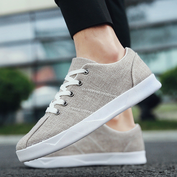 Tenisi sport și eleganti pentru bărbați, curați, în trei culori