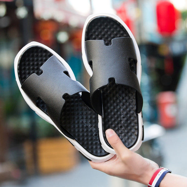 Ανδρικές παντόφλες με χαμηλή επίπεδη σόλα σε διάφορα χρώματα