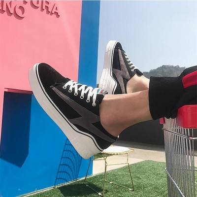 Ανδρικά πάνινα παπούτσια σε τρία χρώματα