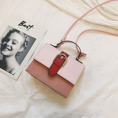 Κομψή δερμάτινη γυναικεία τσάντα σε τρία χρώματα