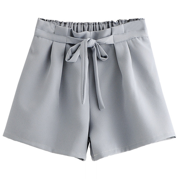 Pantaloni scurti eleganti de dama cu talie inalta in mai multe culori