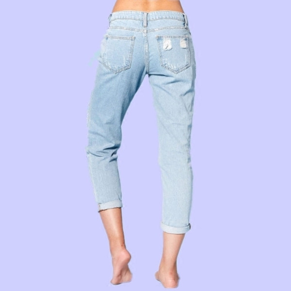 Γυναικεία κλασικά  9/10μήκοσ  τζιν με σχισμένα μοτίβα